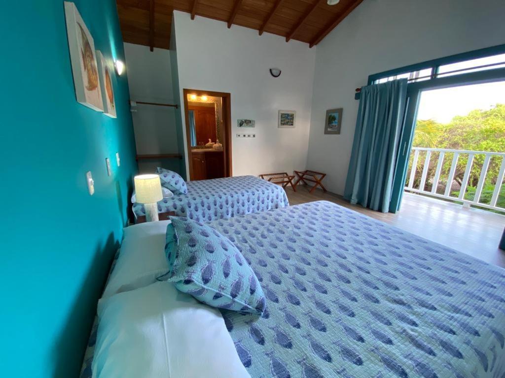The Isabela Beach House Puerto Villamil Extérieur photo